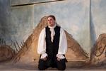 Der går nærmest Shakespeare i Nicolai Jørgensens fortolkning af Erasmus Montanus. Pr-foto Bjarne Stæhr