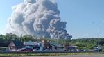 Et Wildberries-lager i Samara-regionen står i brand efter et ukrainsk droneangreb. Foto: Social Media/Ritzau Scanpix