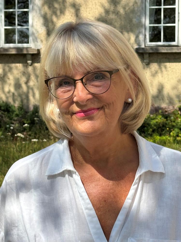 Trods en lang karriere som chef og talrige tillidsposter har Ilse Vejborg 154 videnskabelige artikler bag sig.  Foto: Privatfoto