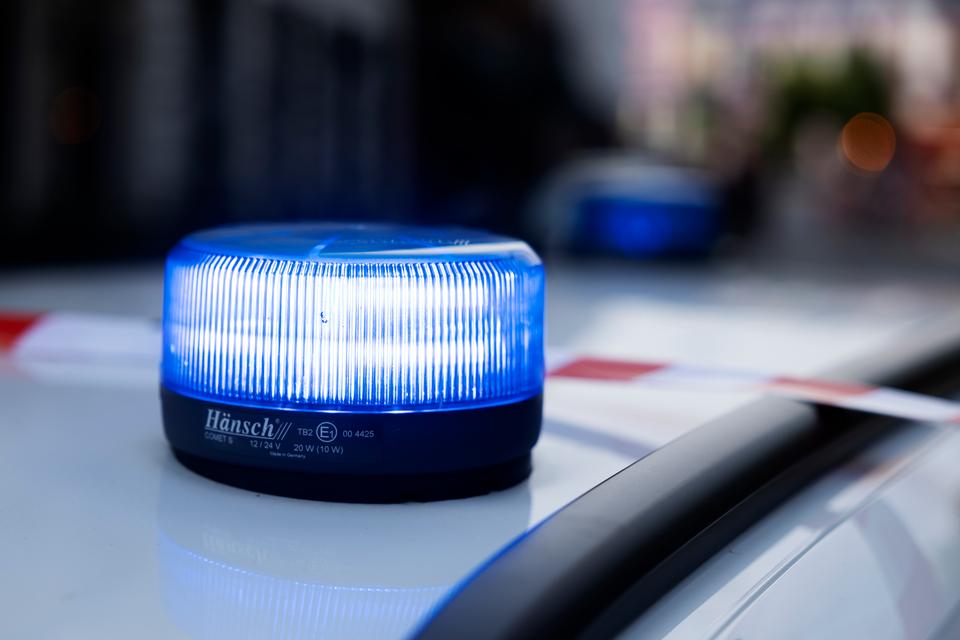 Ung mor nægter kendskab til kontinuerlig vold mod sit spædbarn