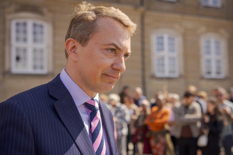 Dansk Folkeparti vil hive Danmark ud af det europæiske Schengen-samarbejde, men det kan få store konsekvenser. Her er DF-formand Morten Messerschmidt fotograferet ved Amalienborg. Foto: Miriam Dalsgaard