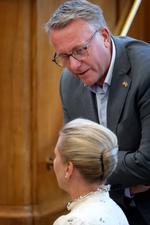    Udlændinge- og integrationsminister Morten Bødskov (S) og statsminister Mette Frederiksen (S) deltog i denne uge i  en hasteforespørgsel om migrantstrømmen til den spanske eksklave Ceuta.  Foto: Jens Dresling