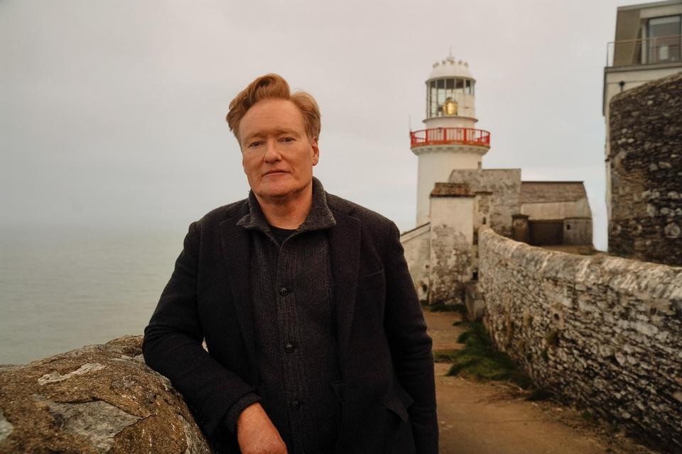 Conan O'Brien har blandt andet besøgt Irland i sit rejseprogram.  Foto: HBO Max