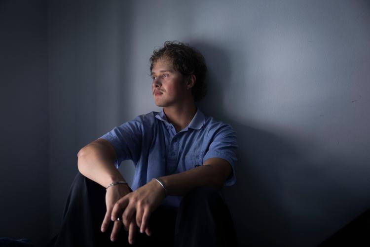 Noah Rosendal voksede op i Faderhuset. Han kom ikke i skole, men levede hele sit liv i den kristne sekt, hvor børn var født onde og onde ånder skulle uddrives med tæsk.  Foto: Karla Ellingsøe