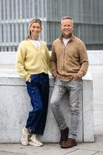 Neurorefleksolog Annette Løno og læge Torkil Færø har skrevet bogen 'Vagusnerven – kroppens skjulte superkraft', som er blevet en bestseller. Foto: Studio-Design