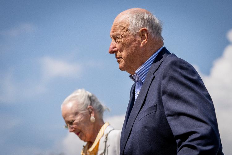 Kong Harald V skabte et af Europas mest udadvendte kongehuse. De senere år har kongefamilien været ramt af både sygdom og skandaler. Foto: Mads Claus Rasmussen/Ritzau Scanpix