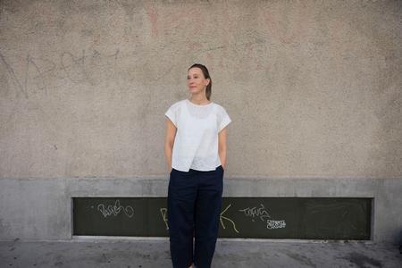 I sommer rettede Bodil-Marie Gade 209 stile som censor. Hun oplevede, at eleverne simpelthen er blevet dårligere til at skrive.  Foto: Karla Ellingsøe