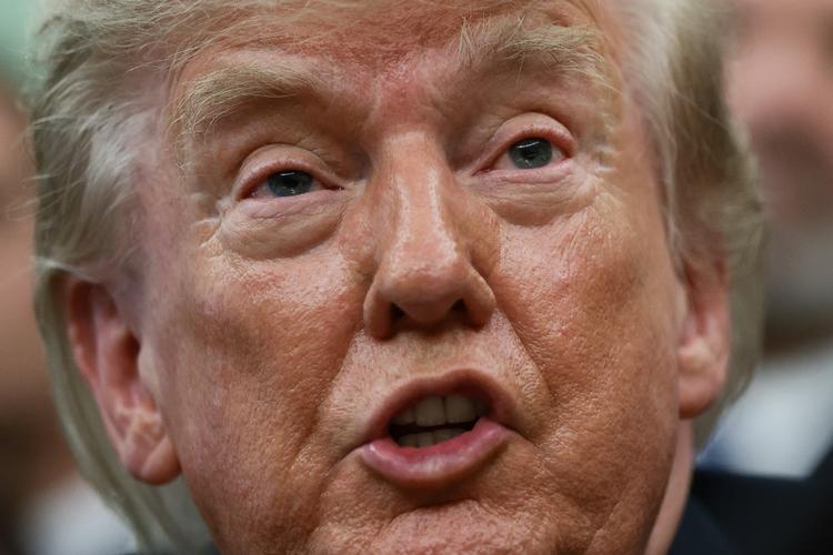 Donald Trump under pressemødet i Det Hvide Hus mandag, hvor han forsvarede krigen mod Iran.   Foto: Evelyn Hockstein/Ritzau Scanpix