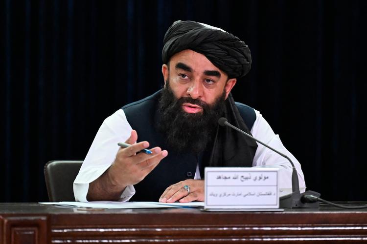 Det var Taleban-talsmanden  Zabihullah Mujahid, der onsdag kunne fortælle om den nye og meget omdiskuterede lov. 
 Foto: Wakil Kohsar/Ritzau Scanpix