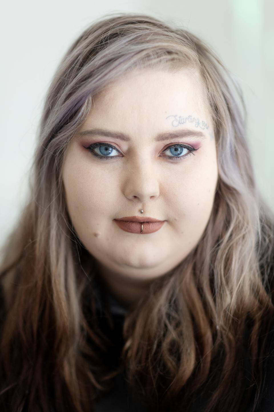 »Ham, som misbrugte mig, er død nu. Han blev aldrig straffet«