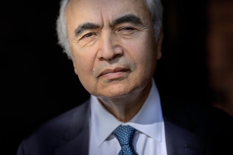 »Vi regner med, at om få år vil halvdelen af alle solgte biler være elektriske«, siger Fatih Birol, direktør for Det Internationale Energiagentur, der rådgiver verdens regeringer i energispørgsmål.   Foto: Mads Nissen