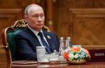 Ruslands præsident Putin kommer til at se noget, andre ikke skal regne med at se: det reelle resultat af weekendens russiske parlamentsvalg. Foto: Alexander Kazakov/Ritzau Scanpix