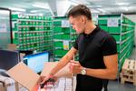 Den danske virksomhed Abacus Medicine parallelimporterer og ompakker medicin fra en lang række lande. Virksomheden bruger kunstig intelligens til en stor del af arbejdet. Foto: Camilla Bang/abacusmedicinegroup.com