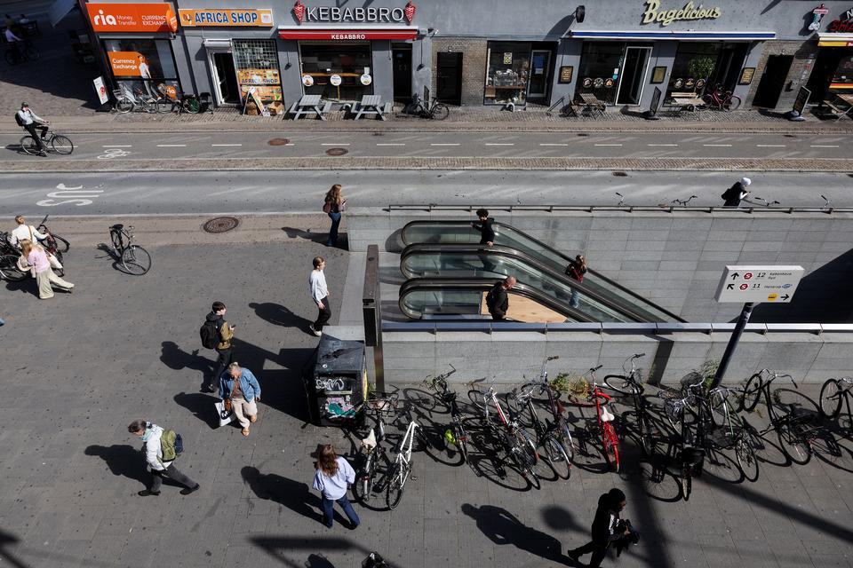Metrospor blev lukket, mens politi efterforskede »mistænkeligt forhold«