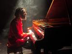 Norske Anders Danielsen Lie, der blev kendt som Joachim Triers yndlingsskuespiller, er aldeles fremragende på engelsk som Bill Evans.  Foto: Another Wold Entertainment