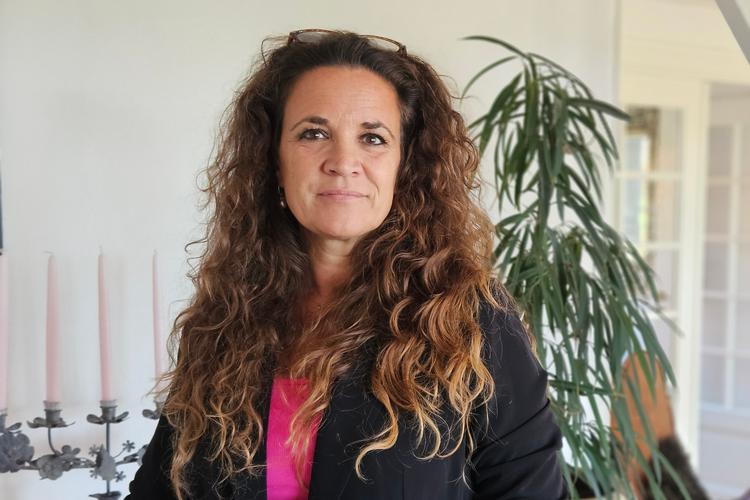 Marlies Eriksen, 52 år, vil hjælpe andre kvinder, så de ikke skal opleve det samme som hende. Derfor har hun stillet et borgerforslag. Foto: /Privatfoto.