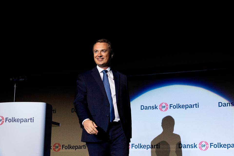 Nyhedsanalyse: Julen falder tidligt i Dansk Folkeparti i år