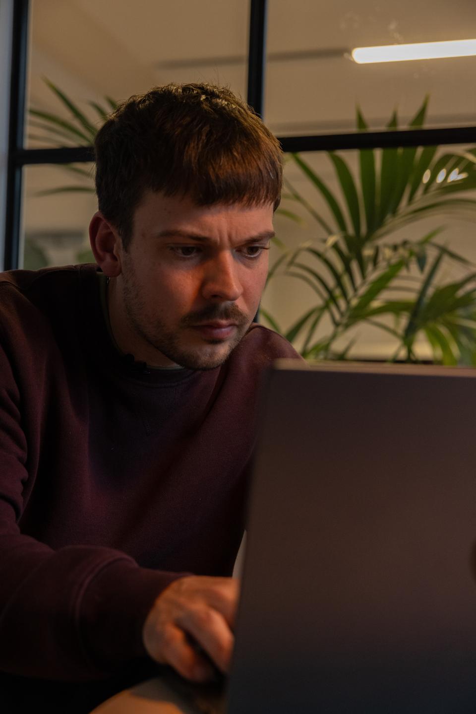 Hacker deler 8,7 millioner cpr-oplysninger med Politiken: Angrebsmetoden ryster eksperter