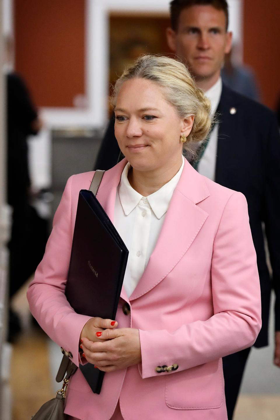 Minister varsler genopretningsplan for cybersikkerhed