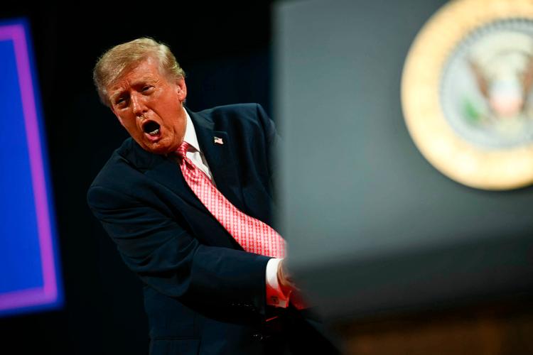 »Min beslutning om Ukraine er meget enkel«, skriver Trump på Truth Social.  Foto: Kent Nishimura/Ritzau Scanpix
