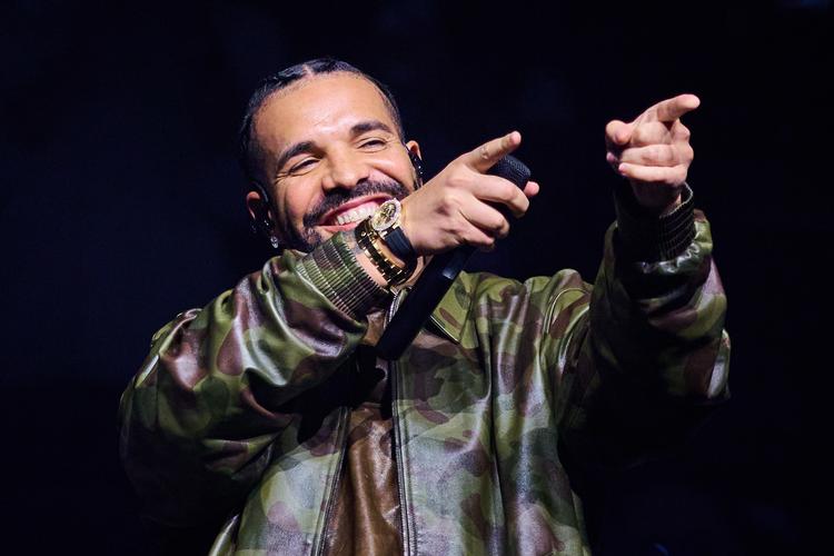     Drake på scnen i Toronto i 2025.  Foto: Sammy Kogan/Ritzau Scanpix