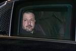 Ukraines præsident Zelenskyj er under tredobbelt pres: Fra russiske bomber, fra amerikansk svigt og nationalistiske strømninger i Europa.  Foto: Heiko Junge/Ritzau Scanpix