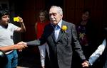 Den colombianske Nobelprisvinder i litteratur, Gabriel Garcia Marquez, sendte en række af manuskripterne til sine værker til den cubanske præsident Fidel Castro, der i en årrække fungerede som en 'uofficiel redaktionssekretær'. 