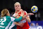 Ungarns Bernadett Bodi og Danmarks Stine Jørgensen. Foto: Jens Dresling 