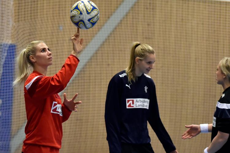 Kvindehåndboldlandsholdets træning ved EM i Sverige