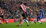 Cesc Fàbregas bringer her Chelsea foran 1-0 på Stadium of Light i Sunderland onsdag aften, hvor London-klubben havde chancen for at stikke af i toppen af Premier League-tabellen. 