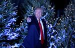 Donald Trump er taget på turné for at takke sine tilhængere. I aftes var han i Orlando. 