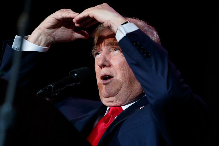 Donald Trump under takketale i Orlando i Florida. Mandag aften blev hans valgsejr bekræftet.  