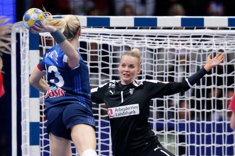 EM i kvindehåndbold.Bronzekamp Danmark-Frankrig