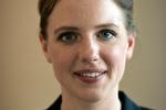 Rina Ronja Kari håber, at hun ved at lægge sine bilag frem kan skabe debat om EUs brug af penge og få andre politikere til at gøre det samme. 