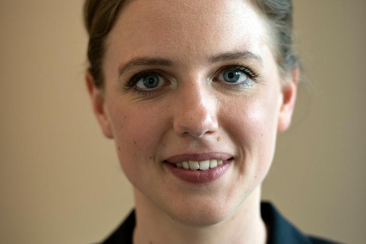 Rina Ronja Kari håber, at hun ved at lægge sine bilag frem kan skabe debat om EUs brug af penge og få andre politikere til at gøre det samme. 