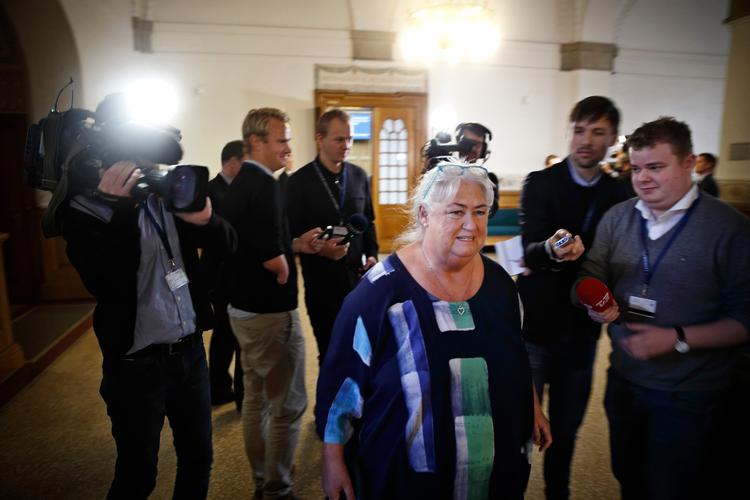 Thyra Frank bliver kaldt i samråd om sin tid som forstander for plejehjemmet Lotte.  