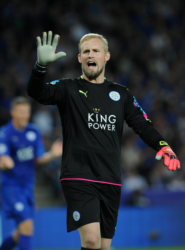 Kasper Schmeichel har måttet råbe højt endnu flere gange i denne sæson, hvor tingene ikke har fungeret for Leicester. 