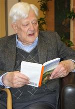 Richard Adams fylder 95