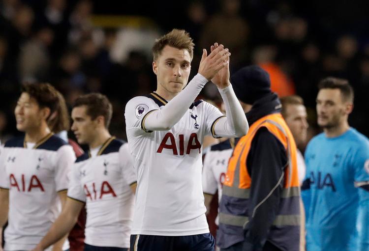 Christian Eriksen har også kunnet klappe lidt af sig selv på det seneste, for han har scoret flittigt for Tottenham i Premier League.
 