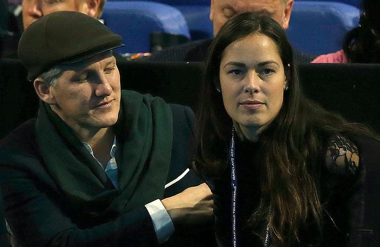 Ana Ivanovic til tennisturnering i London med sin mand, den tyske fodboldprofil Bastian Schweinsteiger.
 
