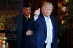 Den kommende amerikanske præsident, Donald Trump, har det seneste døgn udtalt sig i hårde vendinger om Obamas Israel-politik, kritiskeret FN for at være »spild af penge« og solet sig i firmaers kommende arbejdspladser på det amerikanske jobmarked. 