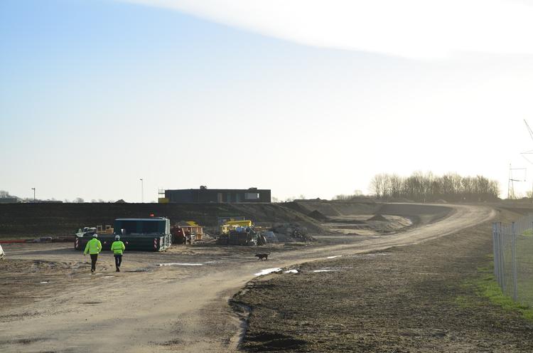 Julefreden har sænket sig over byggegrunden ved Foulum udenfor Viborg, hvor computerfirmaet Apples kommende datacenter skal stå klar i 2026. Spørger man Viborgs borgmester Torsten Nielsen (K), vil det kickstarte et boom for det lokale erhvervsliv. Blandt fagfolk er forventningerne dog mere afdæmpede. 
 