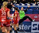 Da Randers HK i anden halvleg scorede 11 mål på 15 minutter blev Cecilie Greve kun passeret 6 gange, hvilket reelt afgjorde årets pokalfinale.  