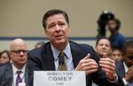 FBI-chef   James Comey har ifølge amerikanske medier informeret Donald Trump om, at FBI undersøger påstande om direkte forbindelser mellem Trump og Rusland (Arkivfoto)  