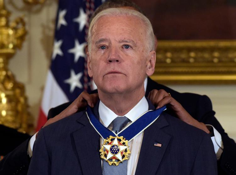 Tidligere vicepræsident, Joe Biden, mener, det er nødvendigt at få stoppet Donald Trump. 