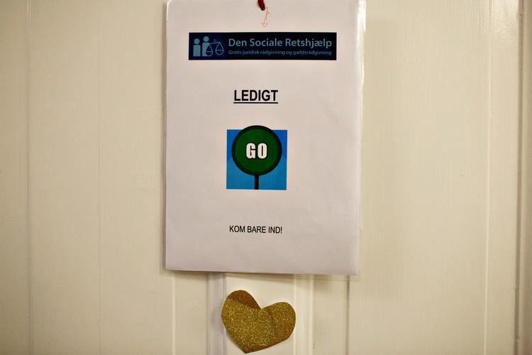 Den Sociale Retshjælp i København tilbyder gratis rådgivning om gæld til samfundets udsatte borgere. 

 