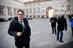 Brian Mikkelsen er den rigeste af regeringens ministre med blandt andet en aktiepost på 1,5 millioner i Apple.
 