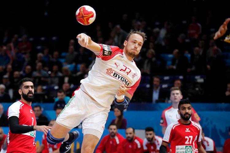 Danmarks Henrik Toft Hansen skyder på mål. Foto: Jens Dresling 