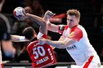 Danmarks Lasse Andersson og Bahrains Ahmed Jassim Almaqabi. Foto: Jens Dresling 