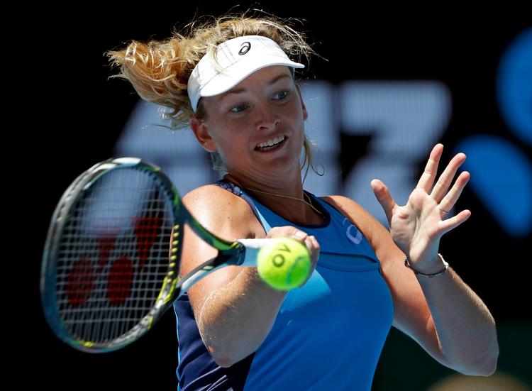 Med sien 1,85 meter er Vandewedge en stor spiller. Hun har to turneringssejre på WTA Tour - begge på græsset i hollandske  's-Hertogenbosch (2014 og 2016). 